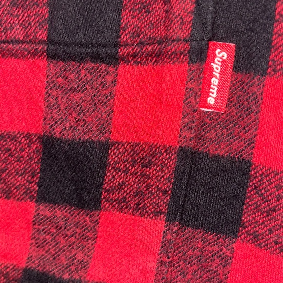 Supreme Flanel Red/black checkered shirt. - Picture 2 of 7